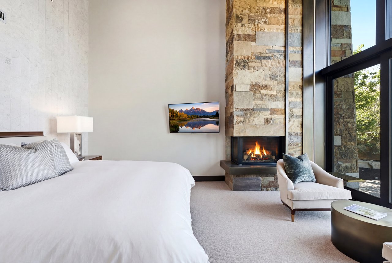 Top-of-Promontory Architectural Estate — Furnished & Turnkey - Front-Row Mountain Views