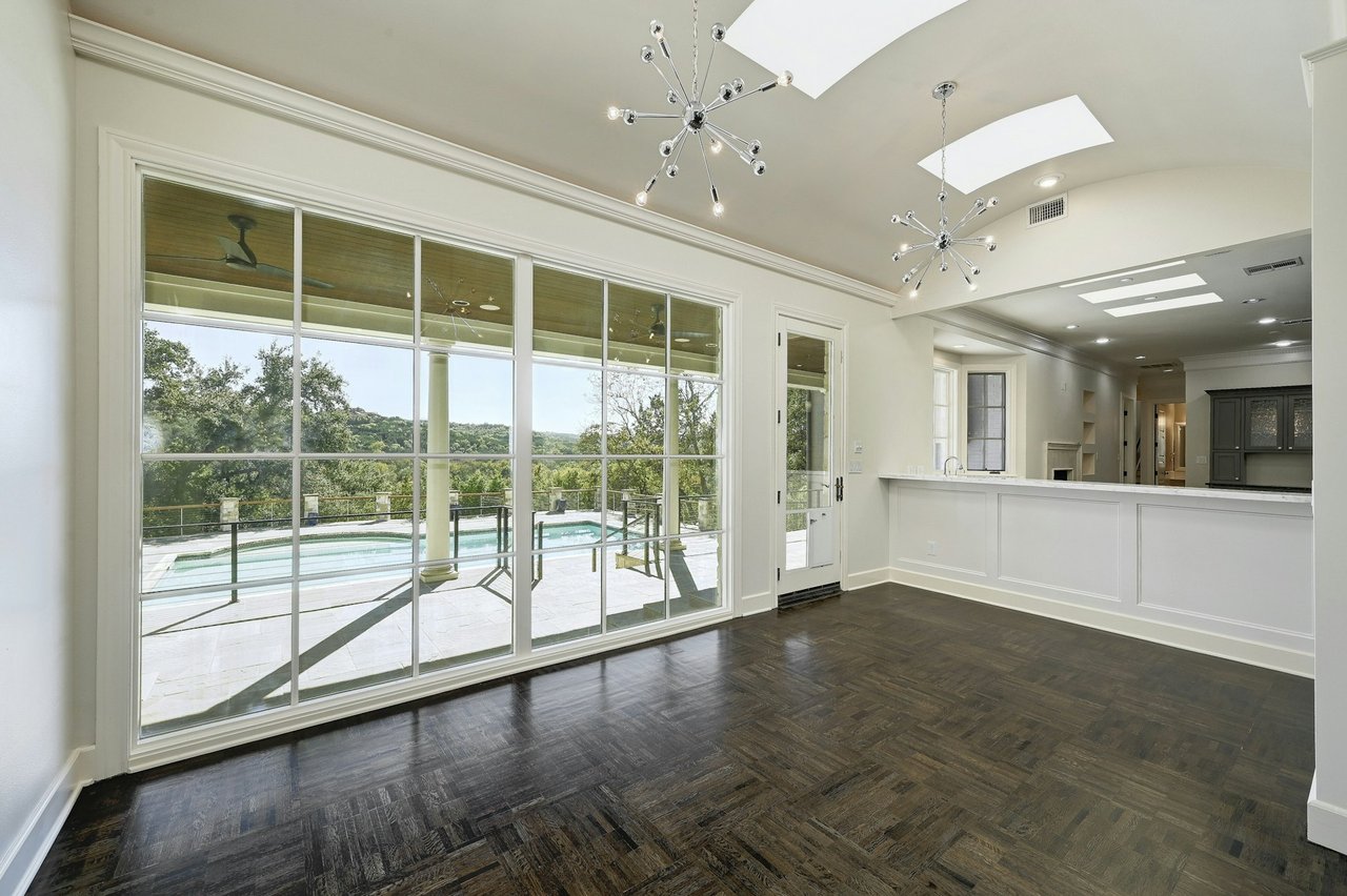 Coming Soon in Barton Creek!
