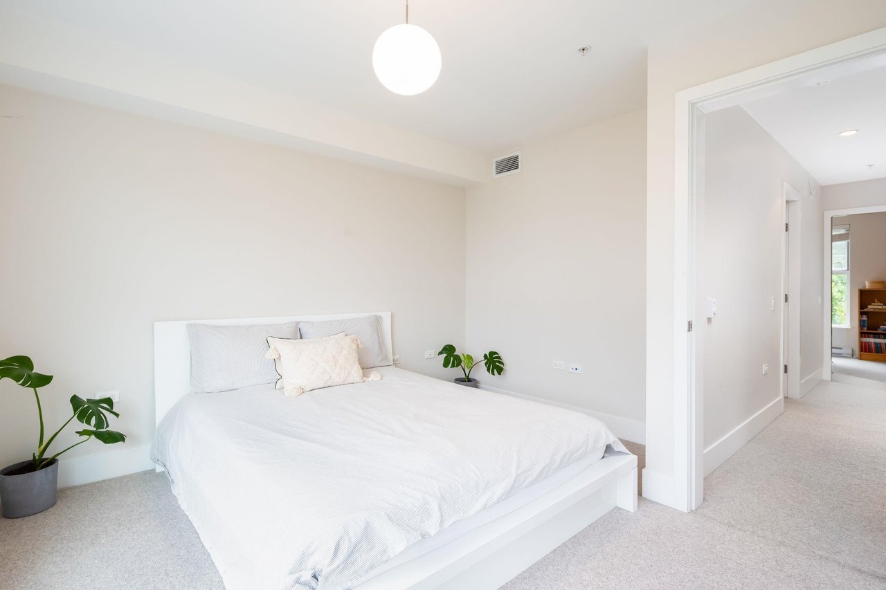 276 W 62nd Ave