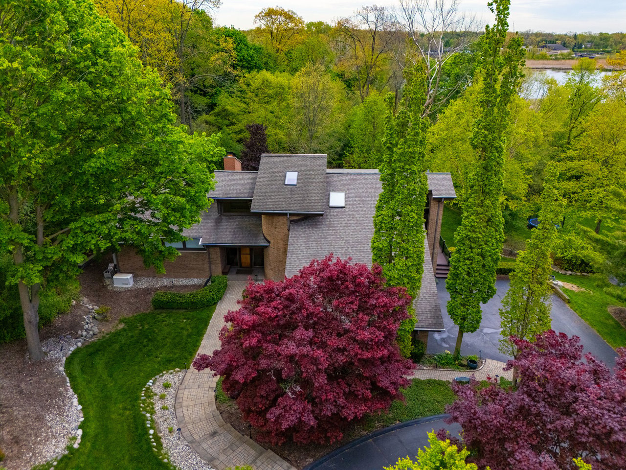 3075 Chestnut Run Dr