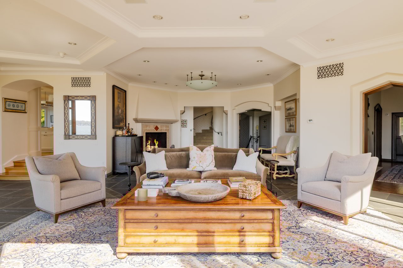 WATERFRONT GIBSON ISLAND ESTATE | 622 MAGOTHY