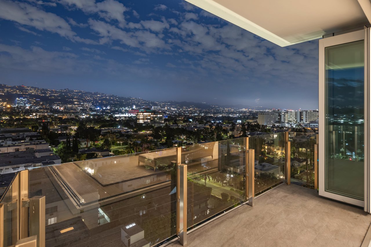9000 W 3rd St Unit: 1101, Beverly Grove 