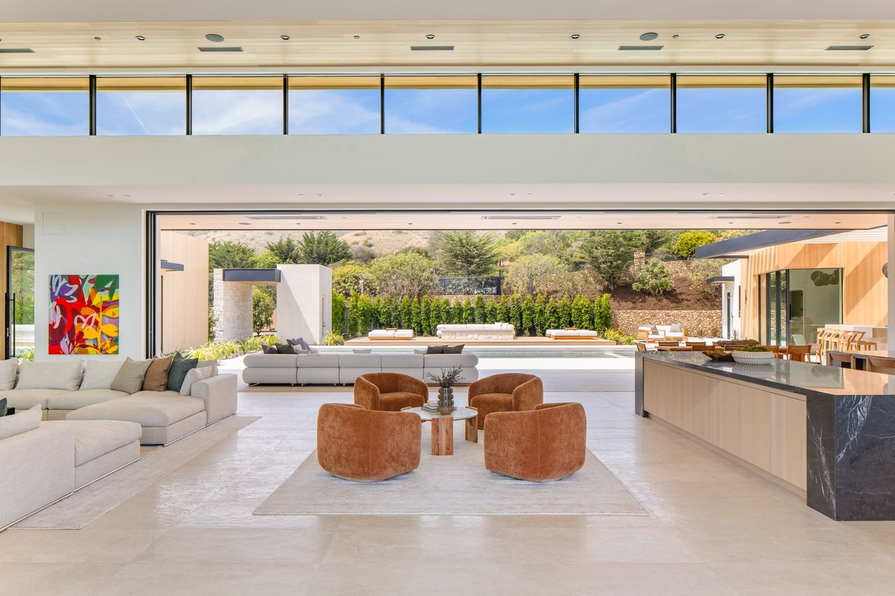 Ellice Street, Malibu