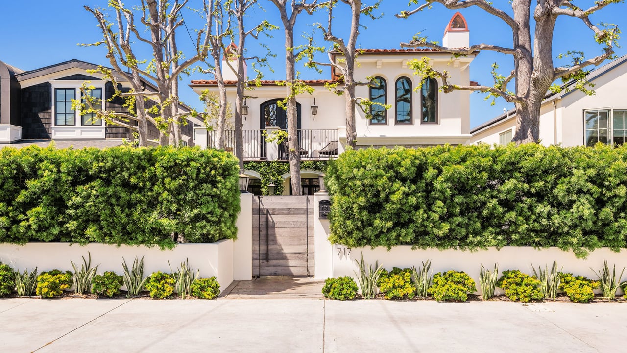 The Art of Living Well with the Quiet Confidence of 717 35th Street