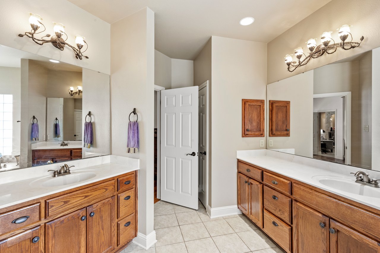 156 Northview Ln, Fredericksburg, TX