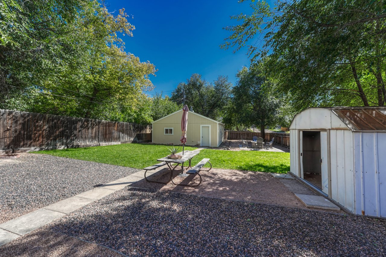 801 E Costilla Street