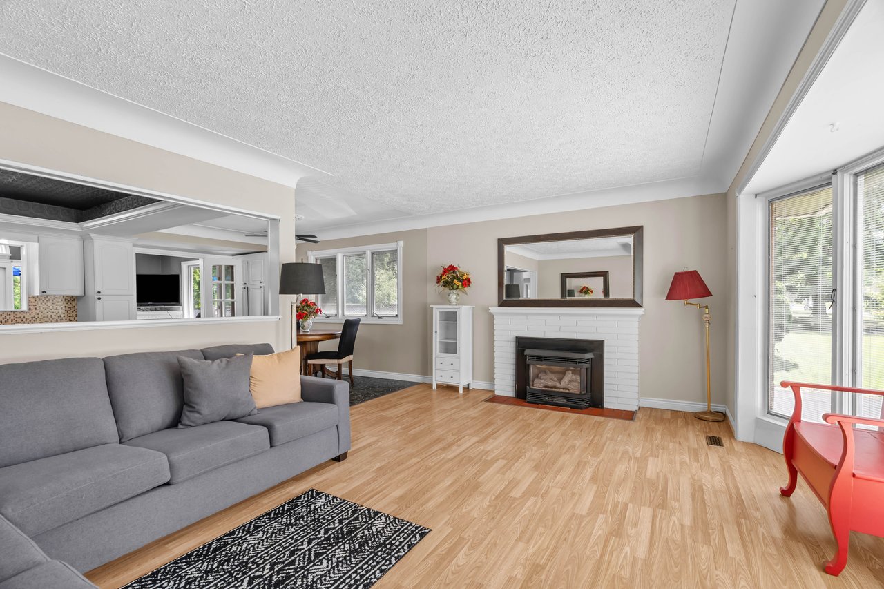 Once of a kind home in Byron 