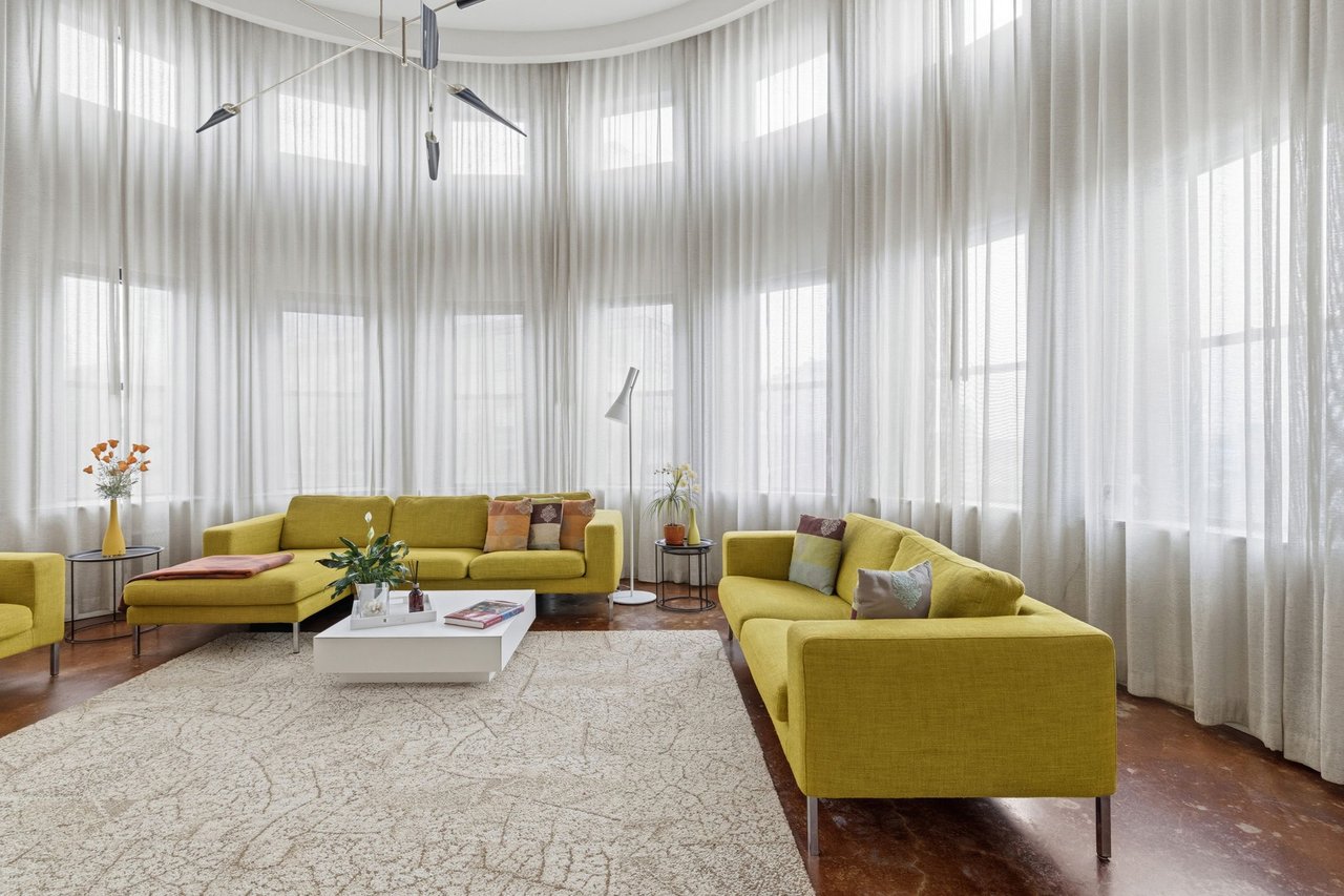 Sowa Full Service Condo