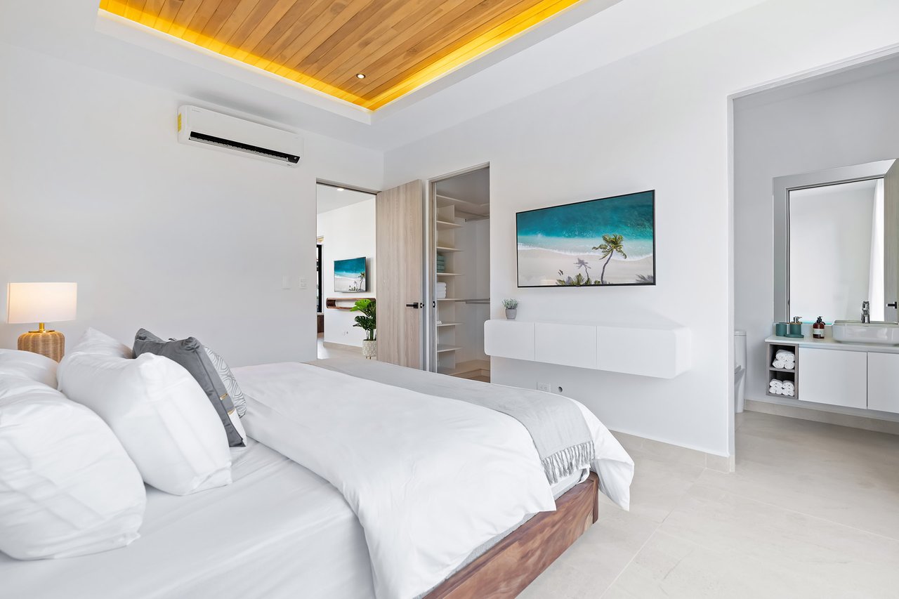 Villa Tropical Dawn | 4-Bedroom Modern Oasis in Bosques de Pinilla with Forest Views & Resort-Style Amenities