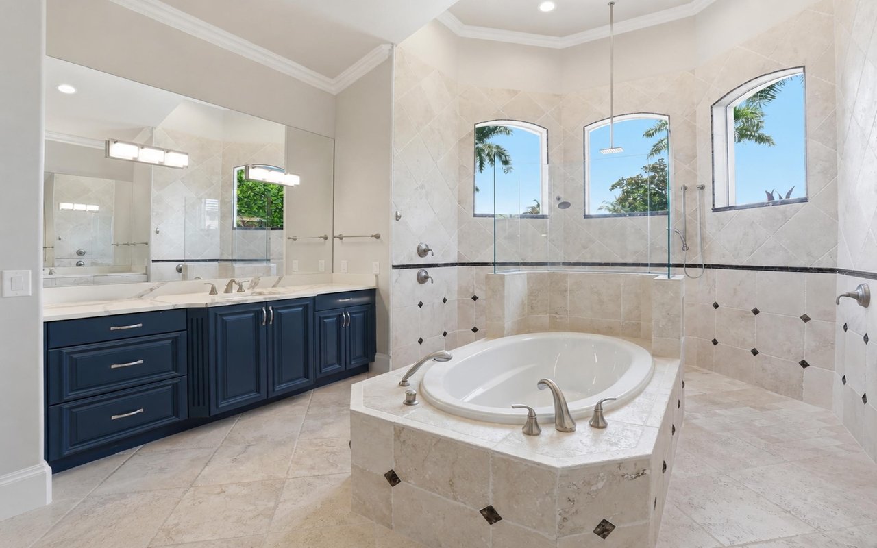 9340 Vittoria Ct