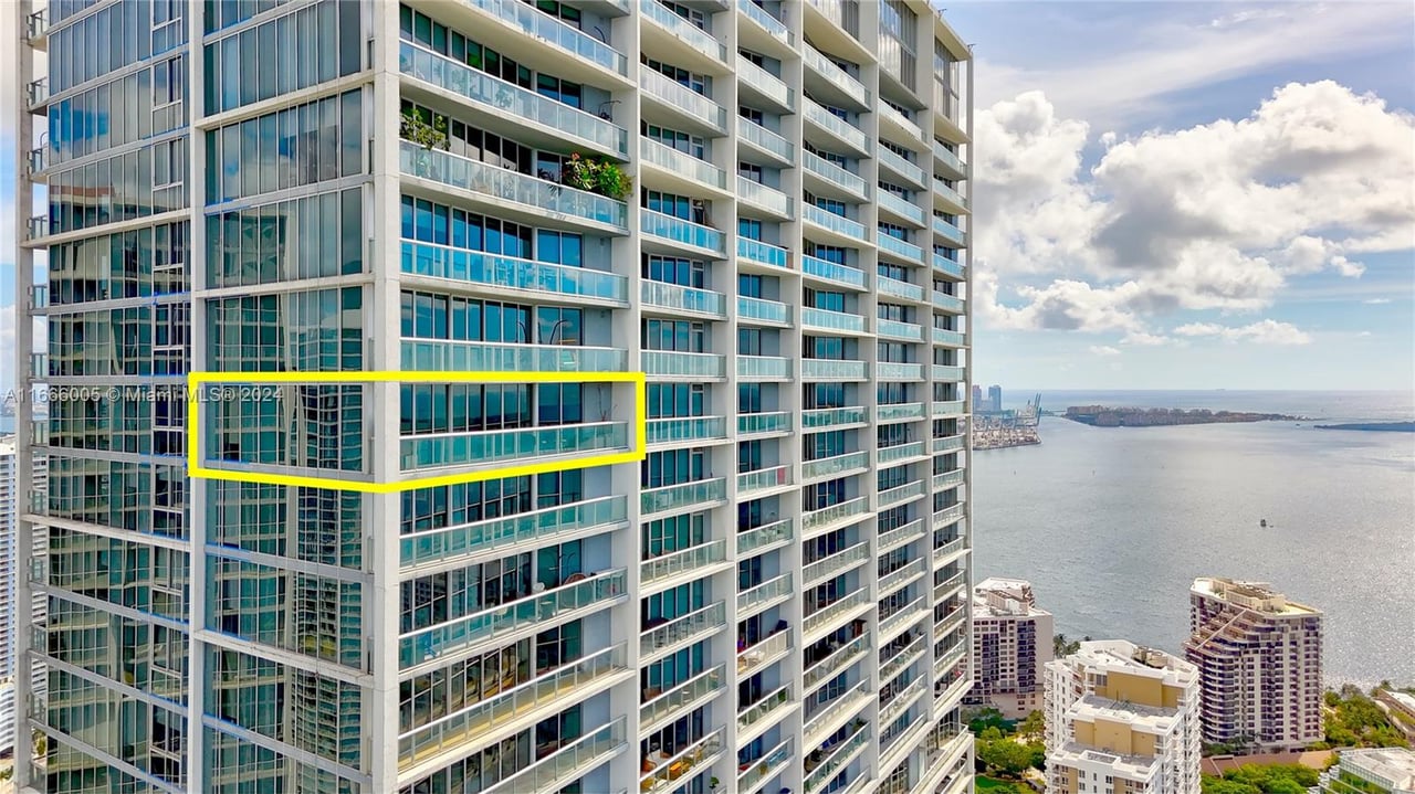 495 Brickell Ave Unit 5011