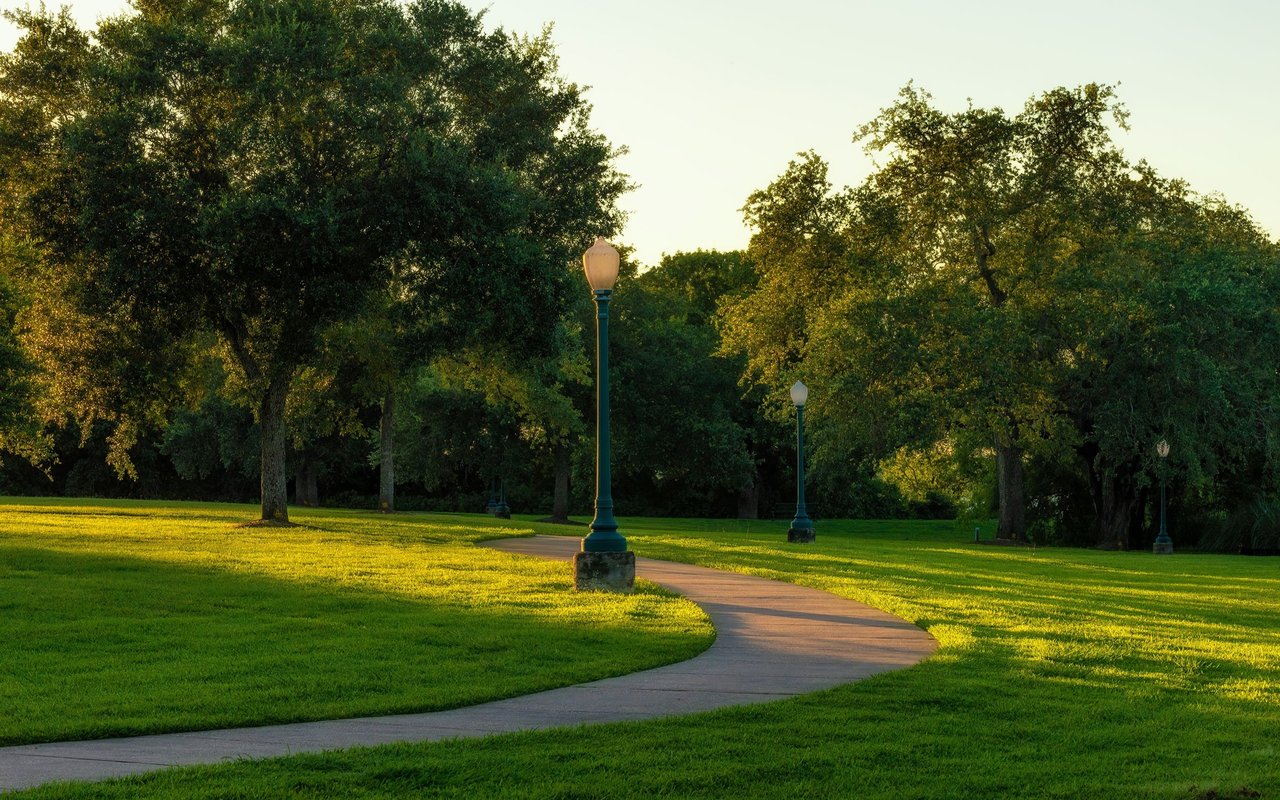 League City