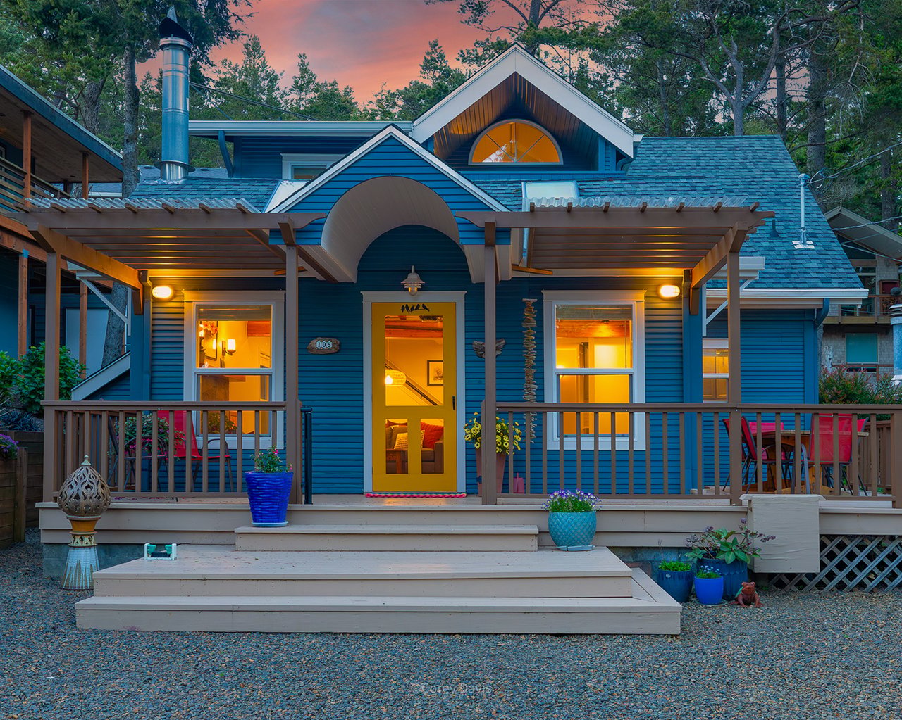 Sold beach cottage at 105 North Ave in Manzanita, Oregon, listed by Meadow Davis and sold with buyer representation by Leisha Mizee-Riggert of Home + Sea Realty, with vintage character and beach access nearby.