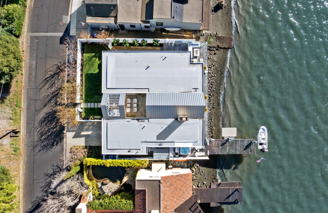 Coastal Chic Waterfront Retreat
