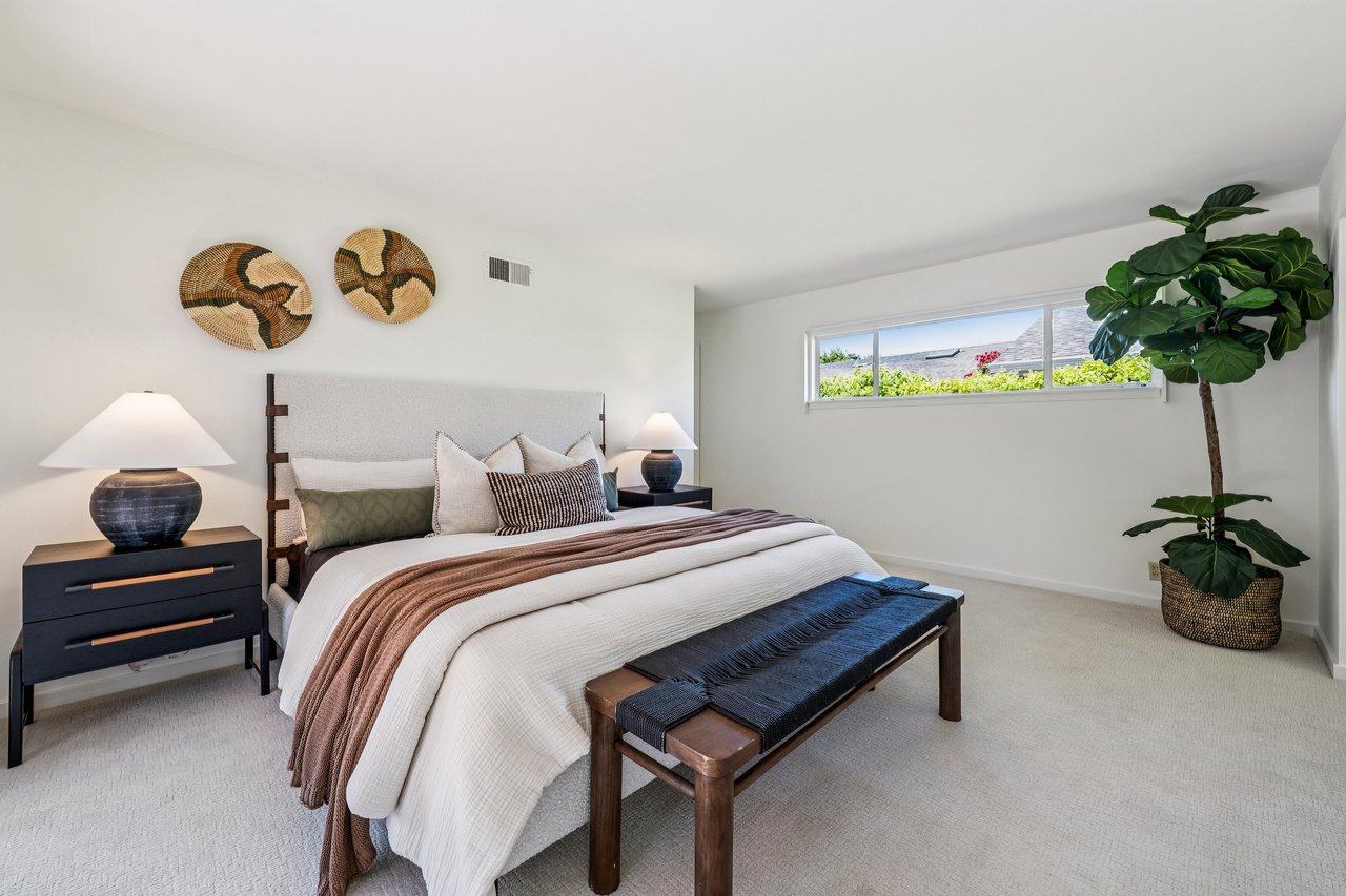 Single Level Living on the Belvedere Lagoon