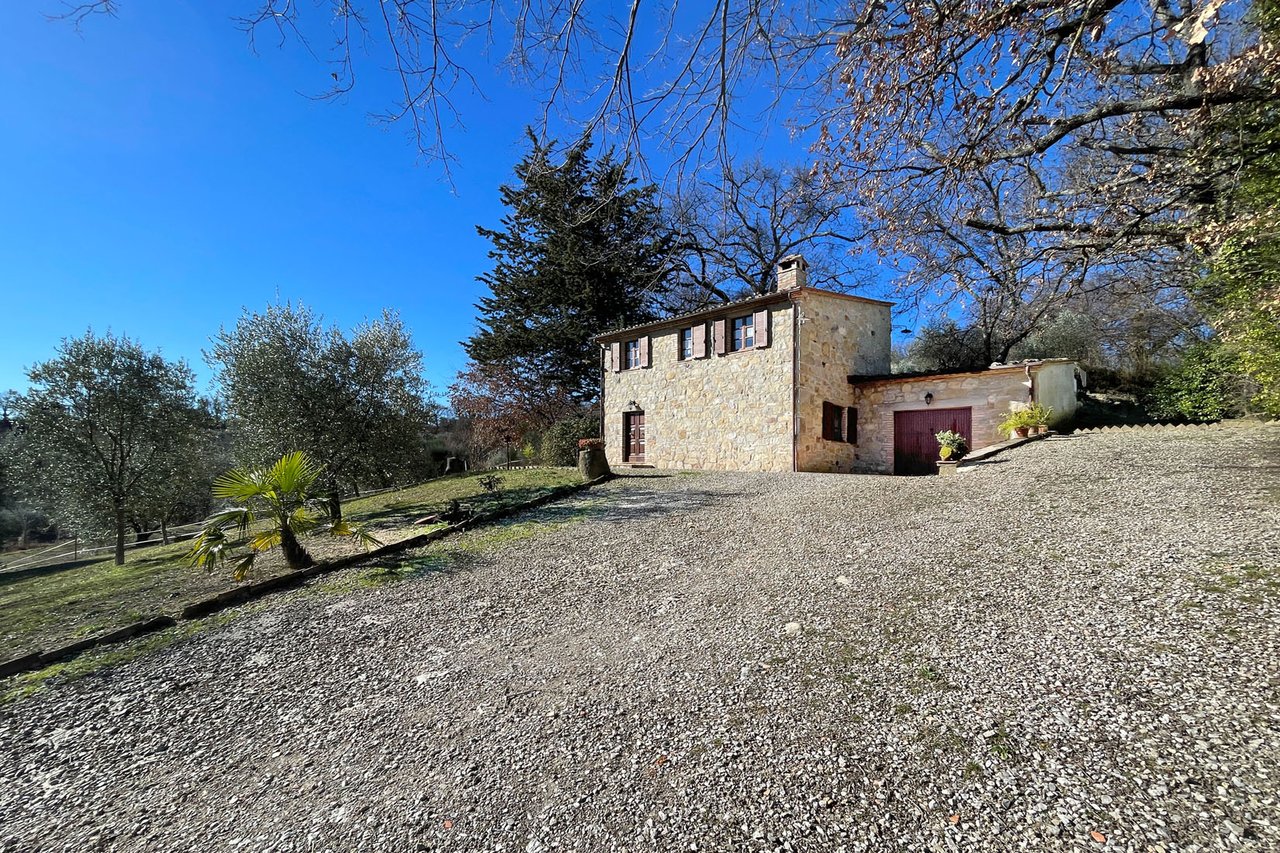A Charming Stone Farmhouse for Sale in Radicofani