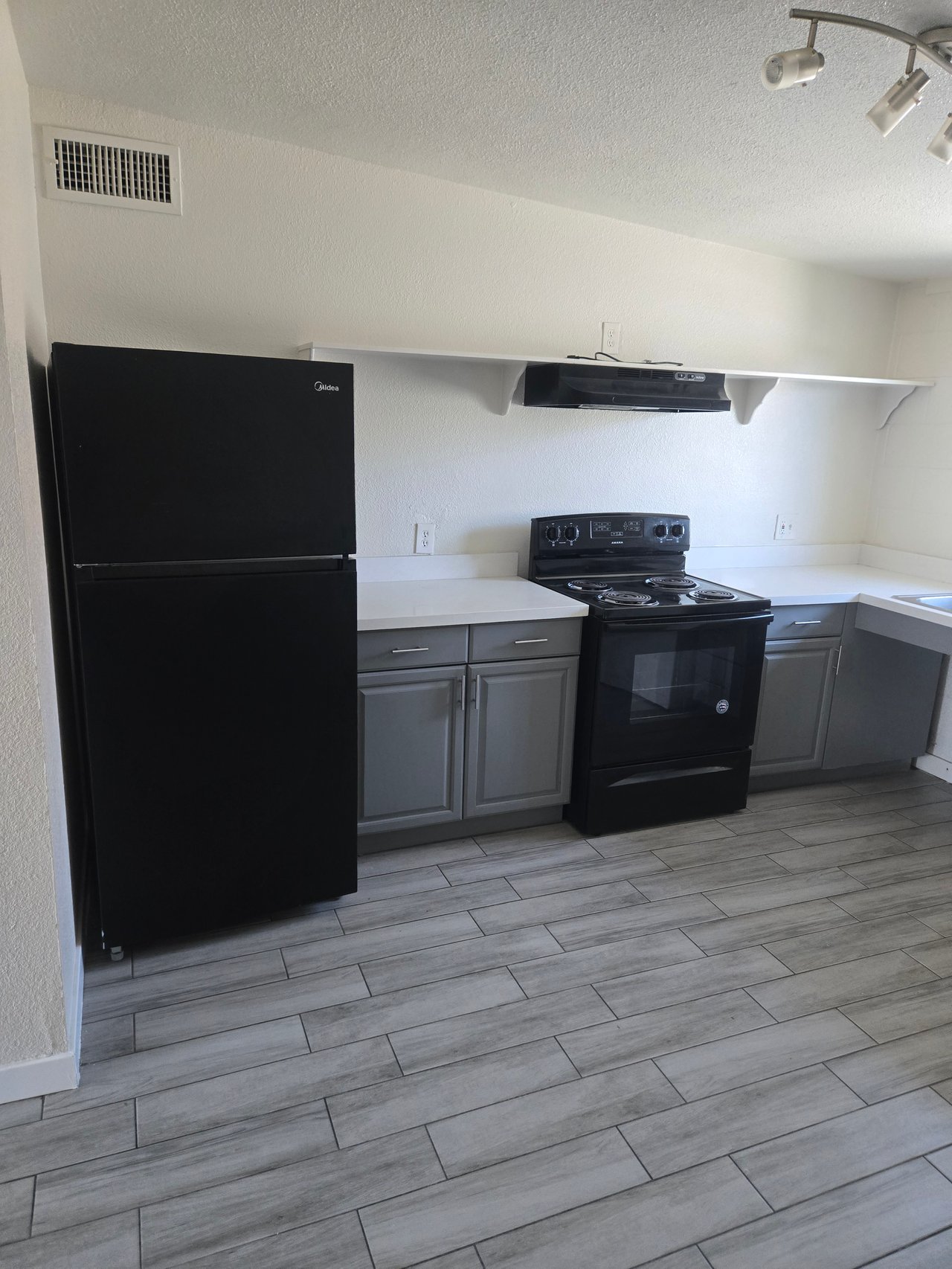 2107 Statz Street #5