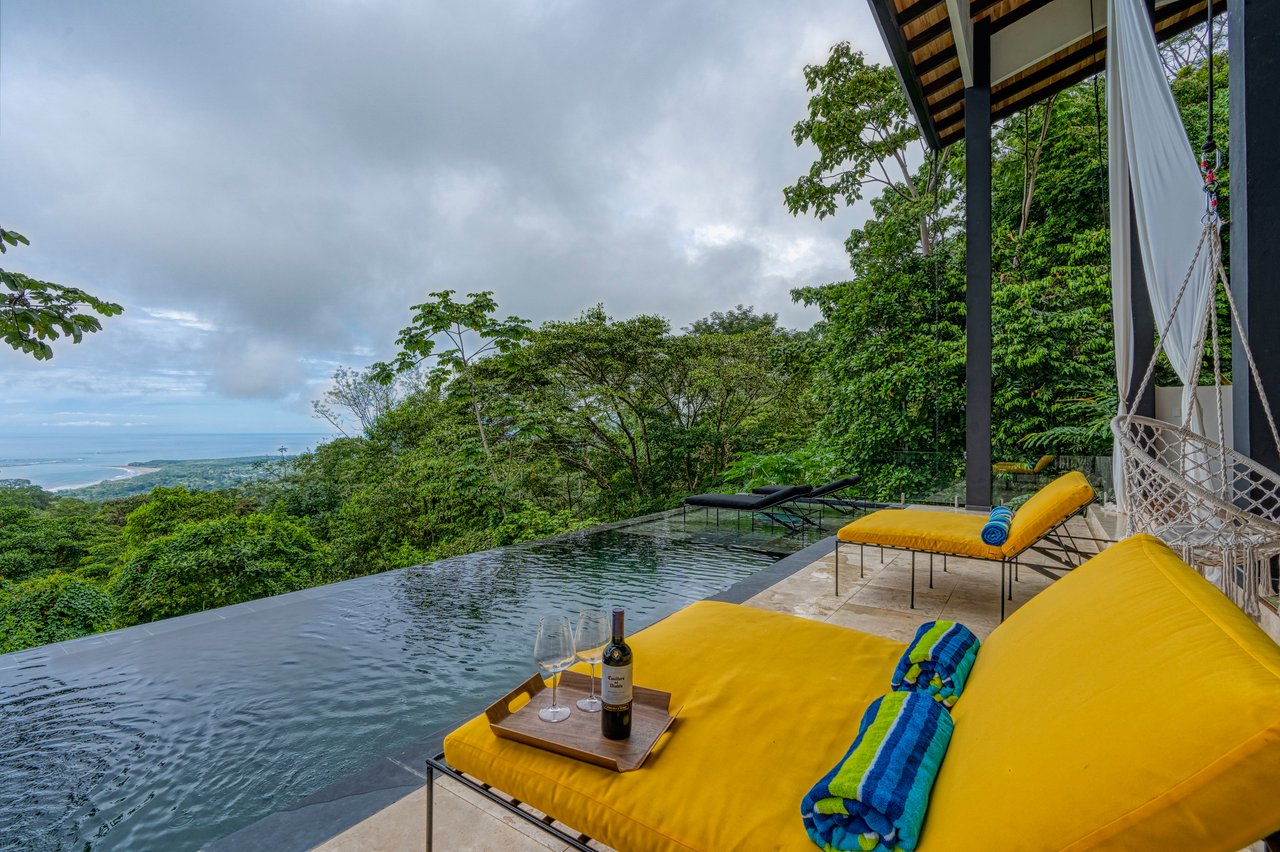 Beauty Villa- Ocean View in Uvita