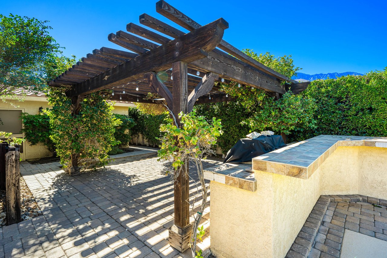 1070 E Deepak Road