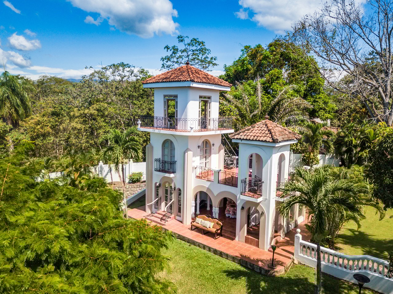 One of a Kind in Costa Rica Manors Estate with Ocean View