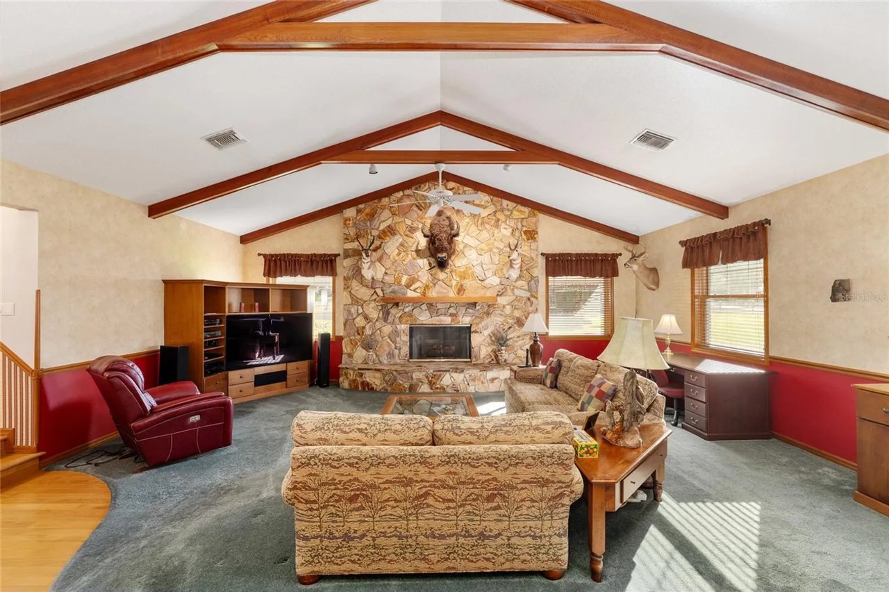 10880 NW 160TH AVENUE