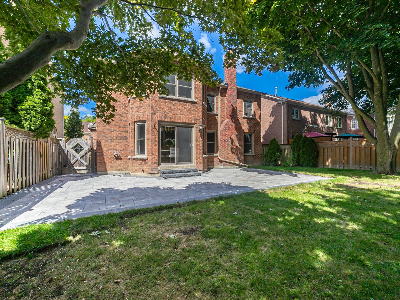19 Willett Crescent