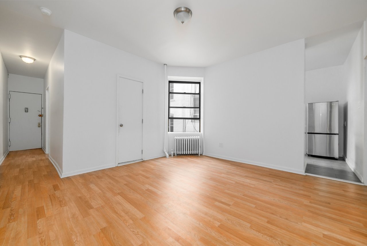 4109 Seventh Avenue Unit: 3C