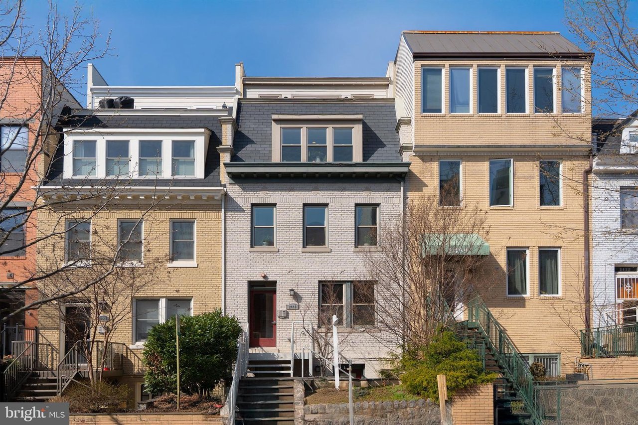 2448 Ontario Rd NW, Unit 4
