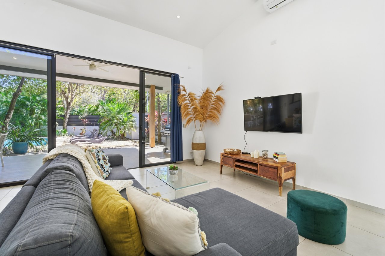 Casa Oasis | Modern Tropical Living Minutes from Tamarindo