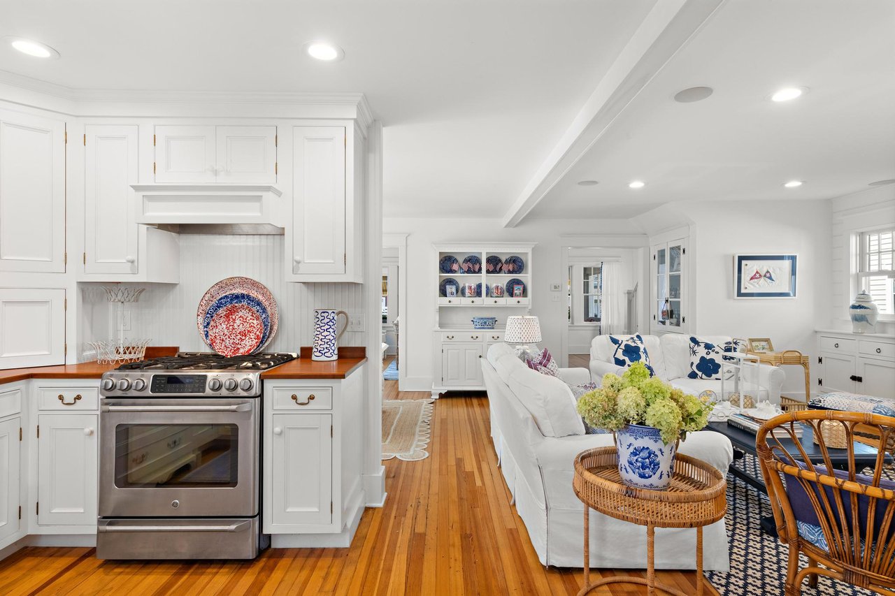 215 Ocean Ave