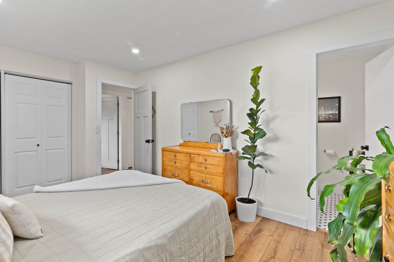 104 Thorson Crescent