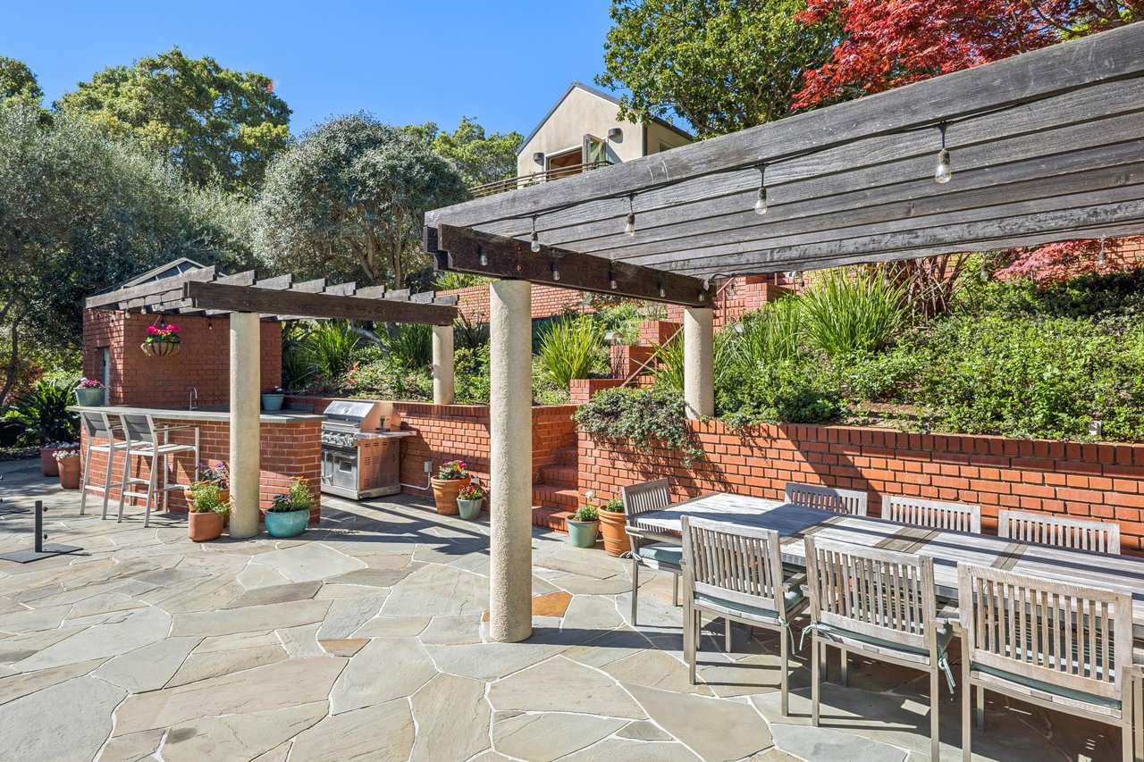 10 Maoli Drive, San Rafael