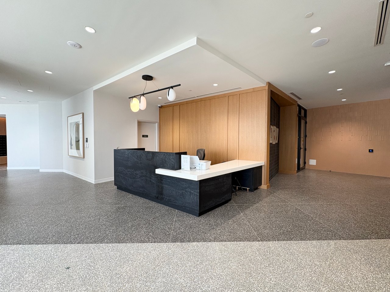 2495 Eglinton Avenue W Unit: 1703