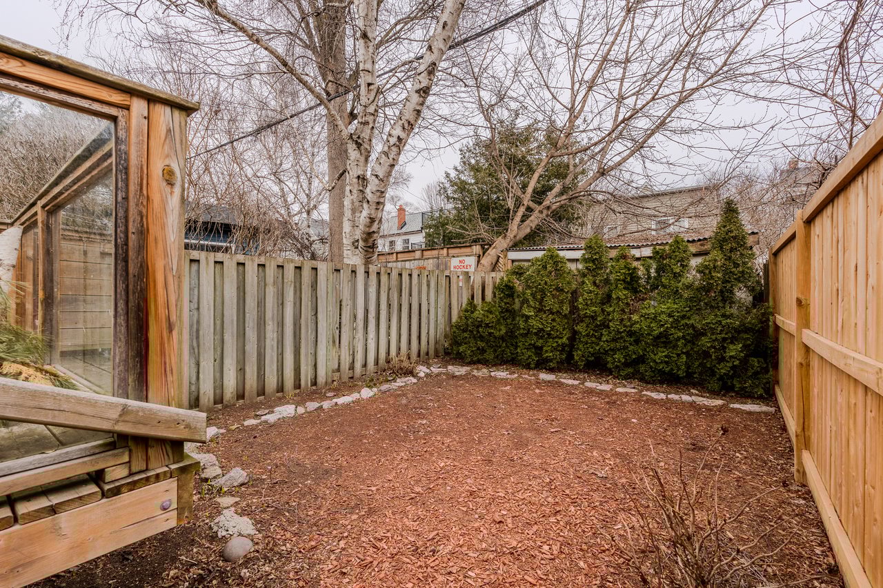27 Herbert Ave