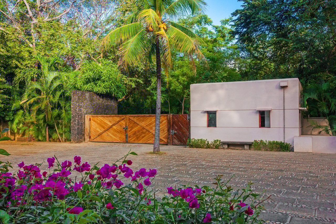Majagual Estate