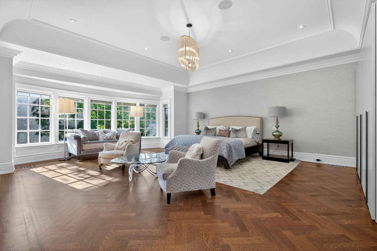 Chateau-Inspired