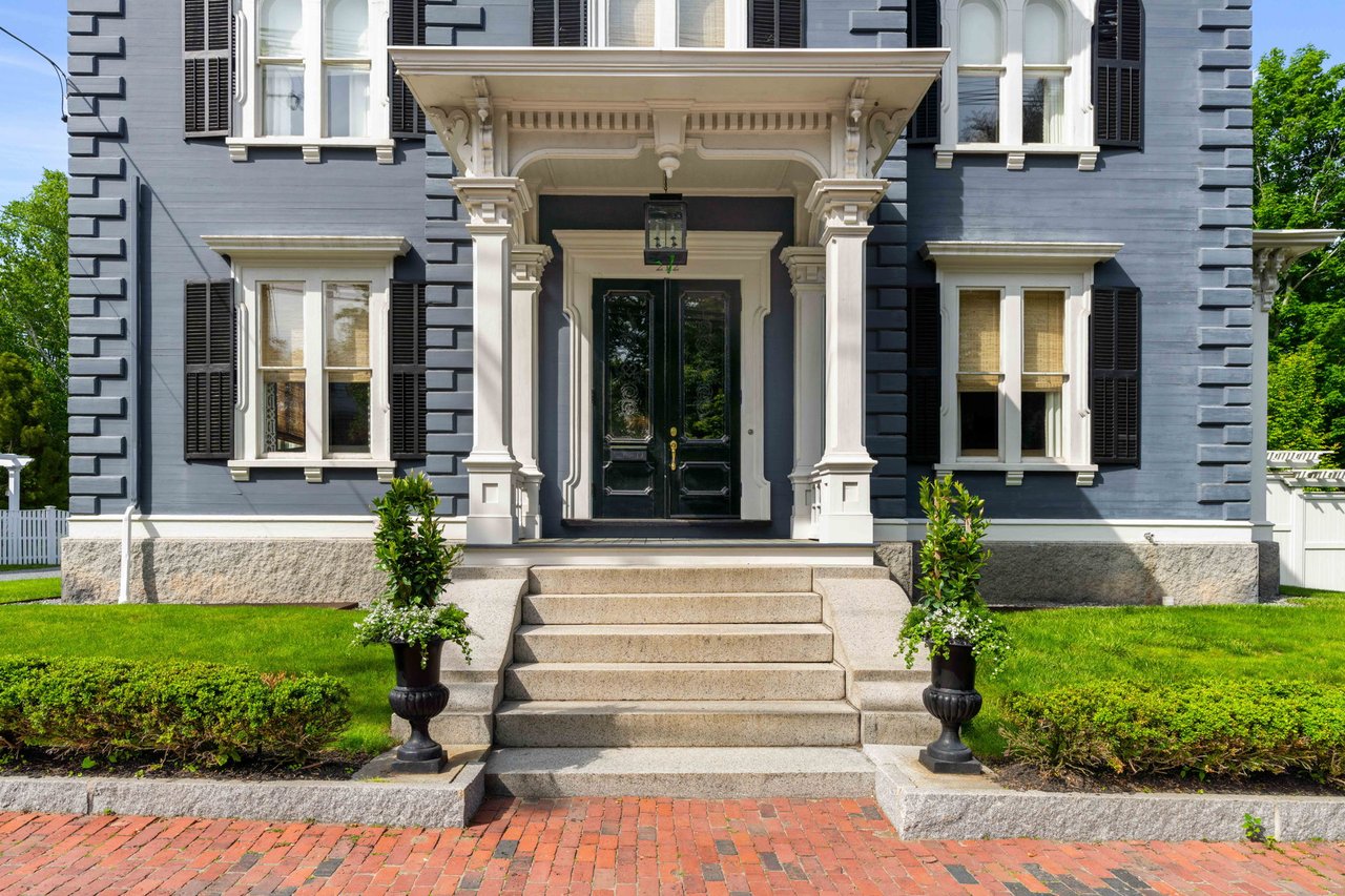 New Price at 212 High Street, Newburyport!