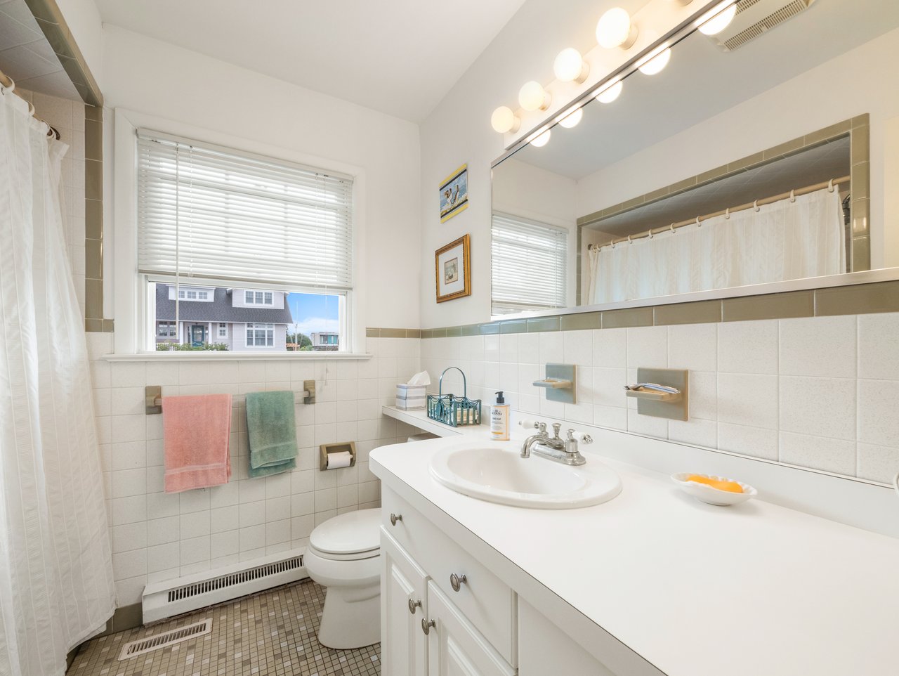 15 Beacon Drive, Loveladies