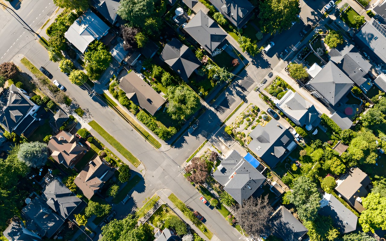 Is the Housing Market Going To Crash? Here’s What Experts Say