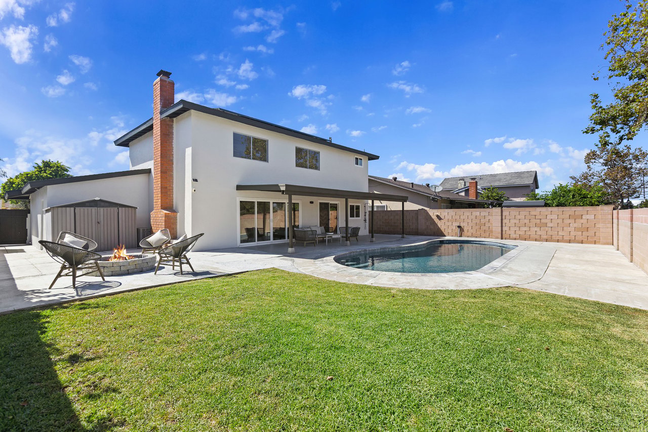 3709 South Olive Streeet