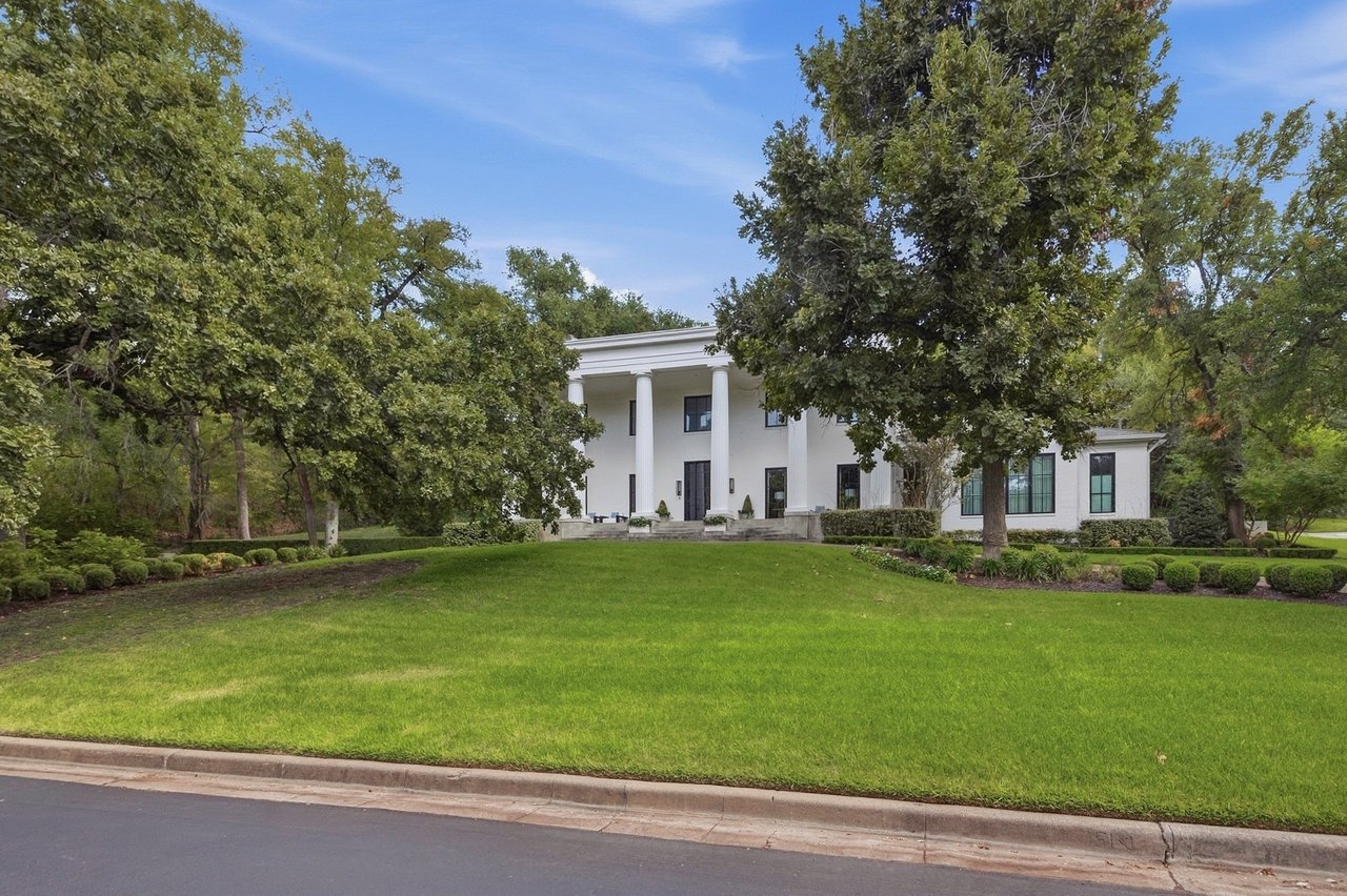 6125 Westover Drive