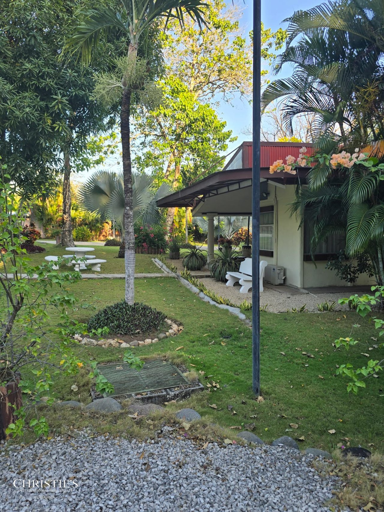 Private Estate Close to the Coast - Rancho Las Melinas