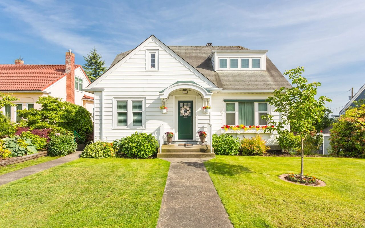 New England Style Homes: A Guide for Buyers