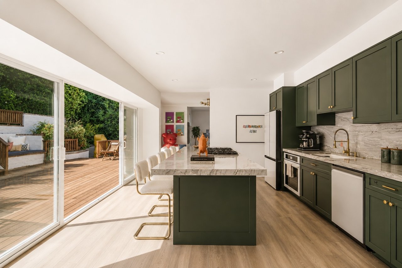 3891 Sepulveda Blvd, Sherman Oaks 
