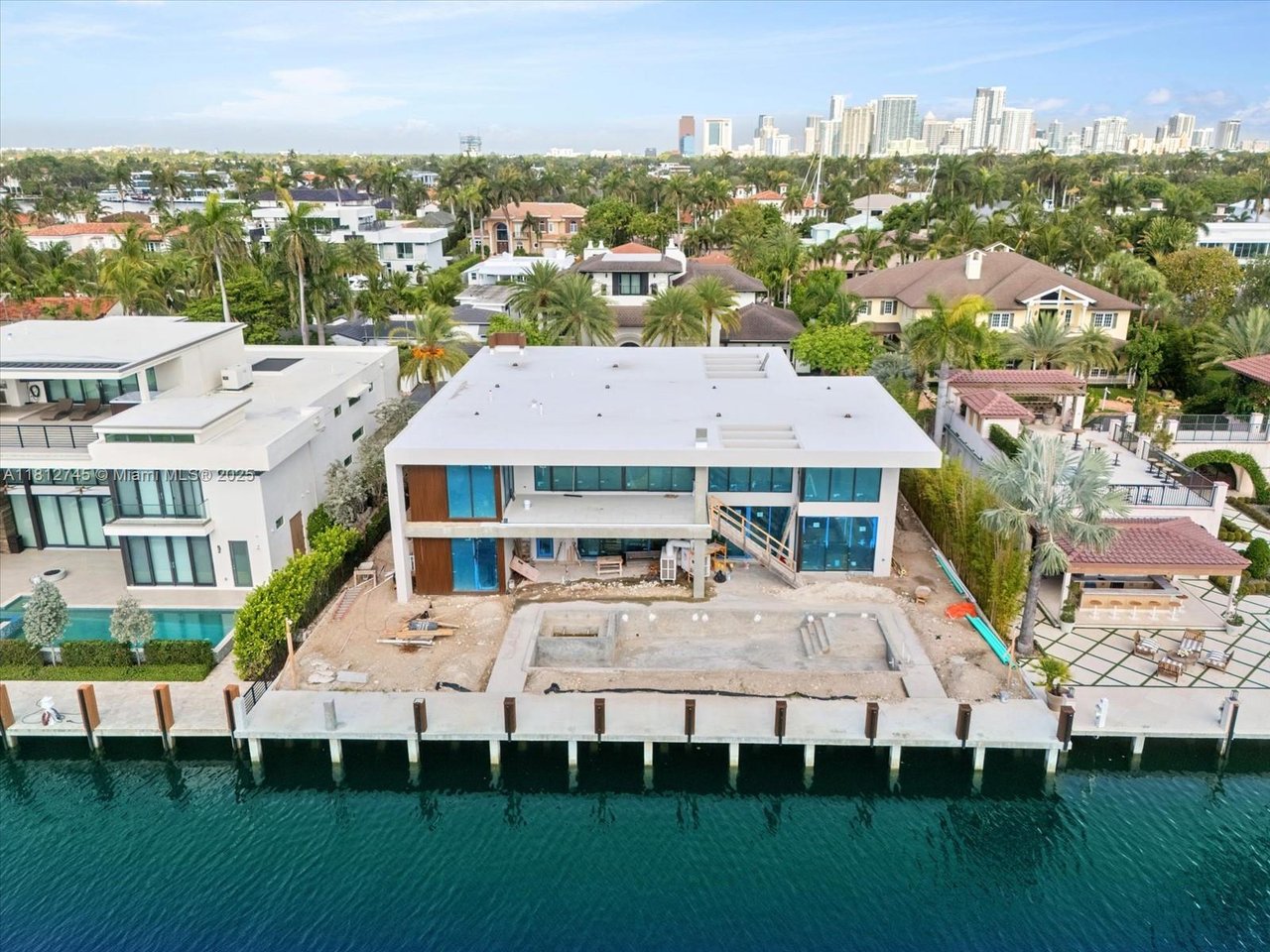 630 Isle Of Palms Dr