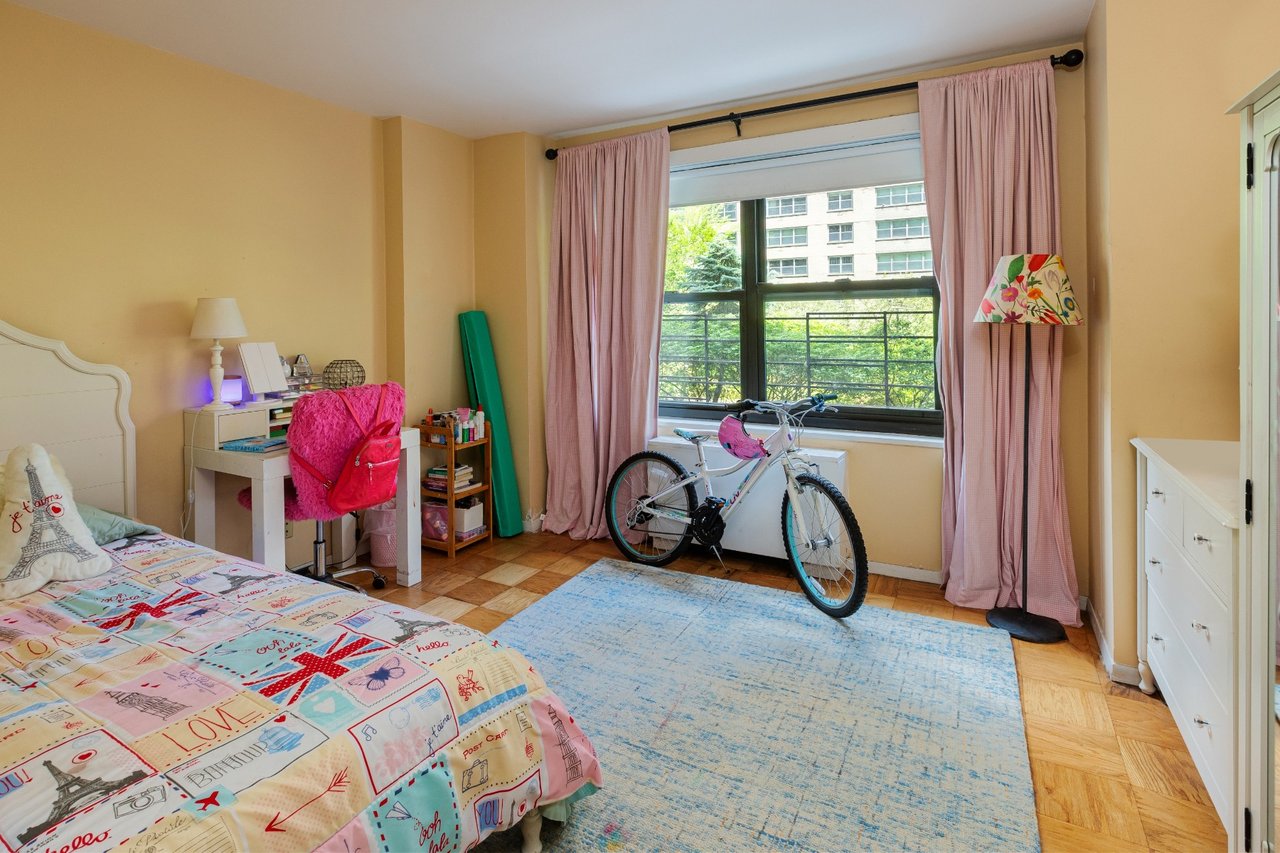 140 West End Avenue, #2AB