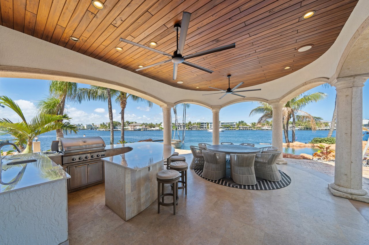 2593 SE 8th St, Pompano Beach, FL 33062