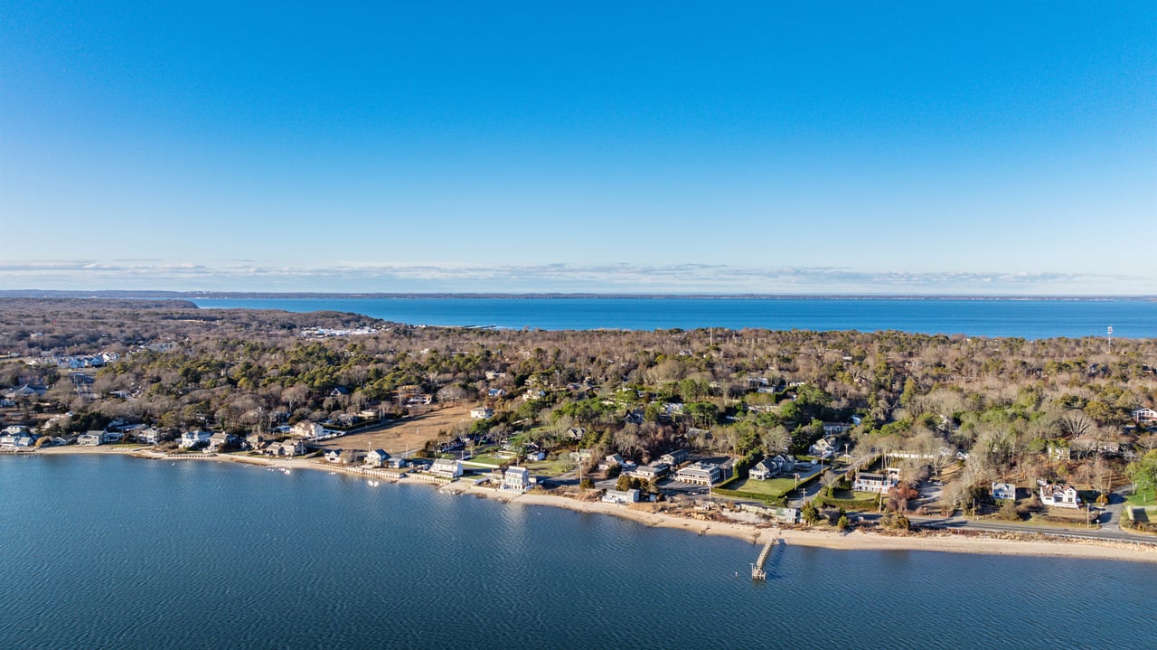 5 Ridge Lane, Hampton Bays