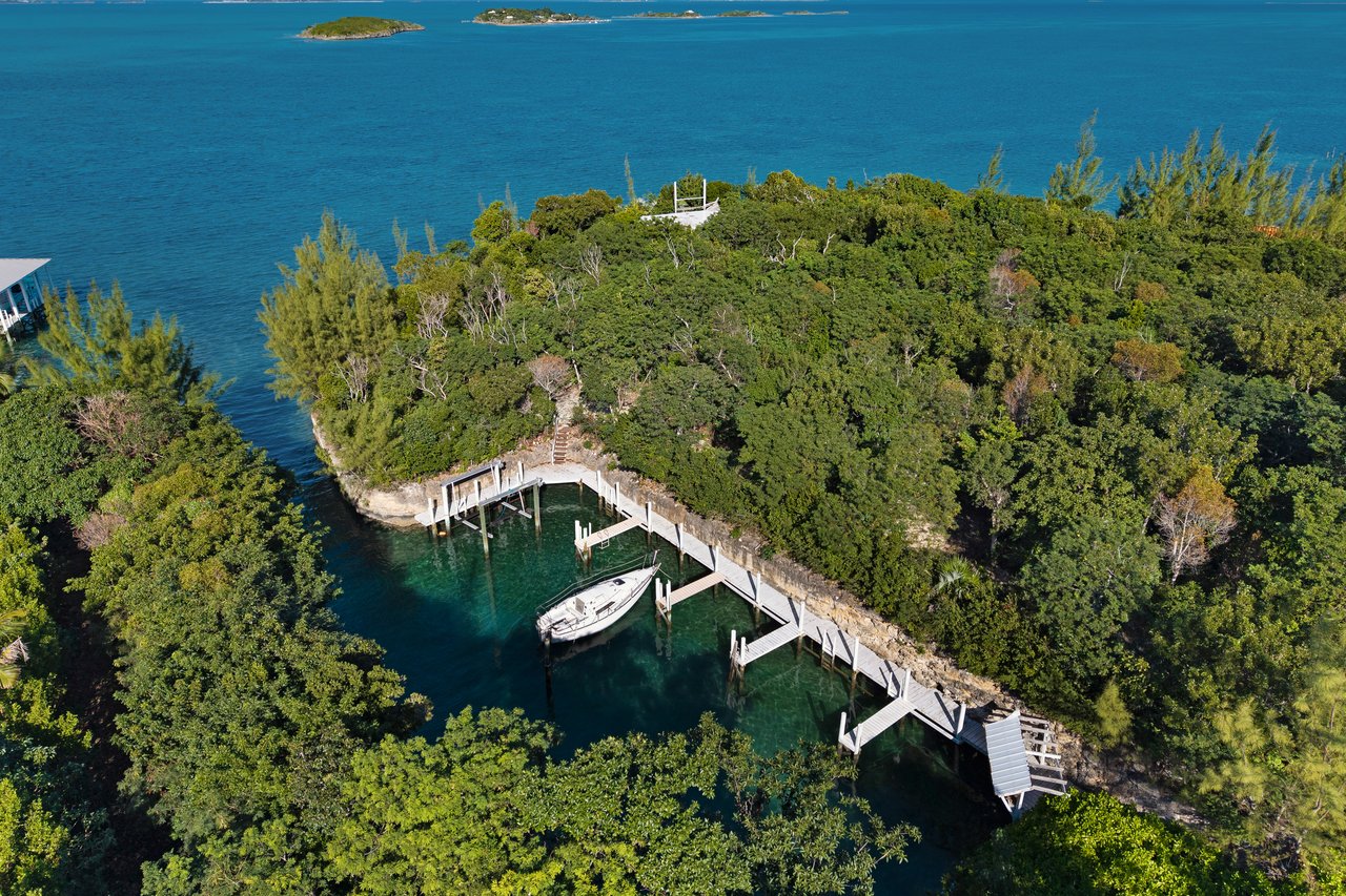 The Elbow Cay Club & Resort