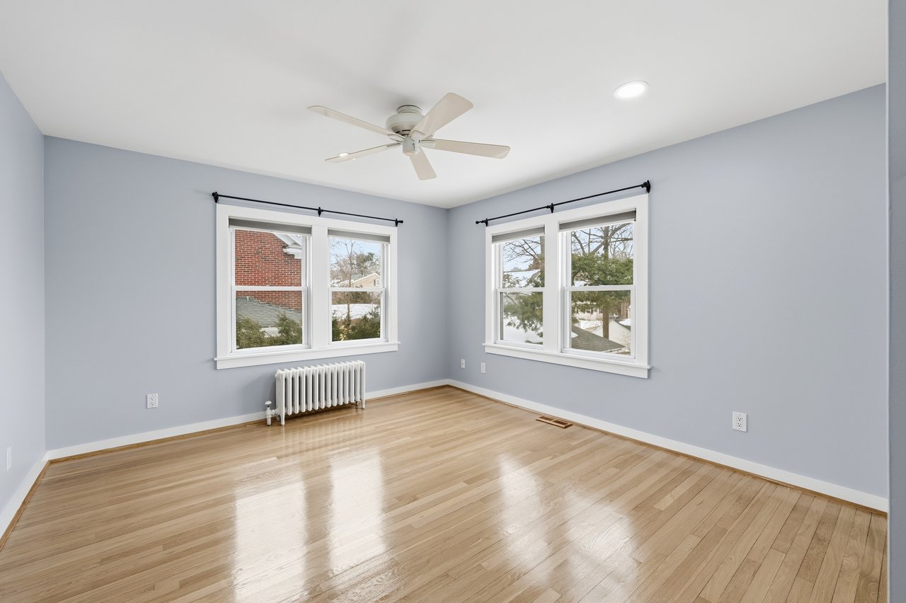 30 Lodge Rd, Belmont